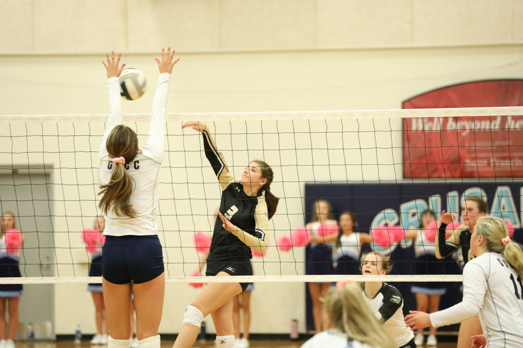 Outtakes_100419_ginwvball25_zlm.JPG